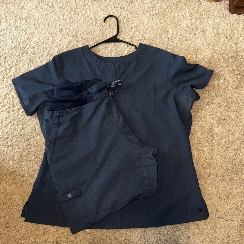 Med Couture Scrub Set